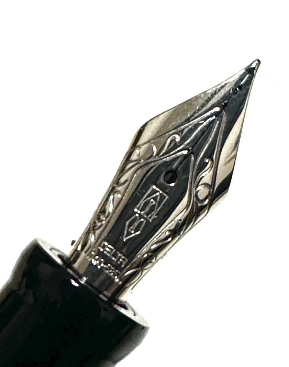 DELTA デルタ 万年筆 ドルチェヴィータ ドルチェビータ ペン先 14K