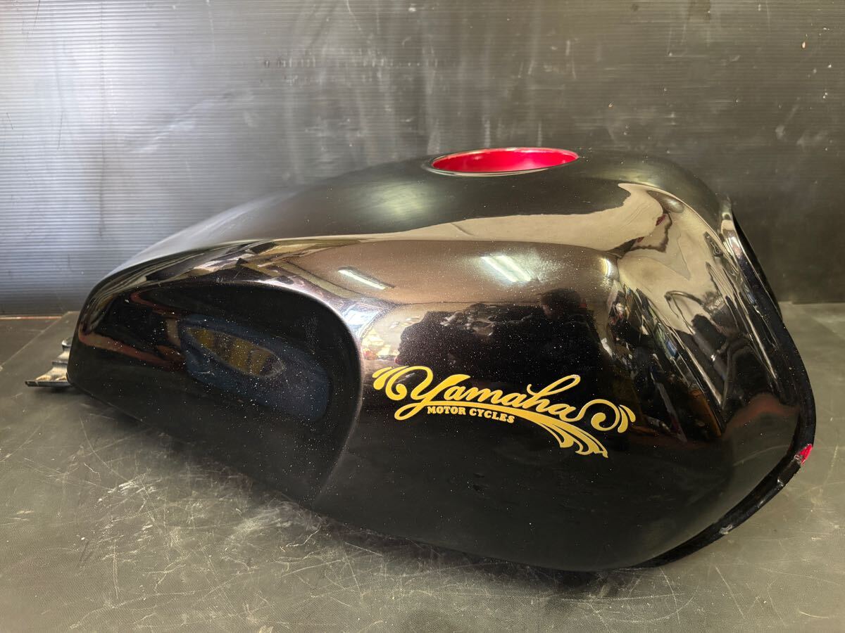 XJR400 4HM タンク ベースに