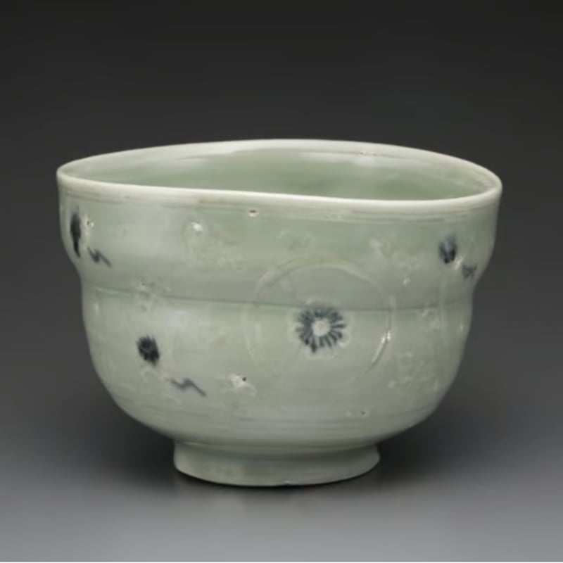 陶胎染付 菊花 小碗 【公式通販】