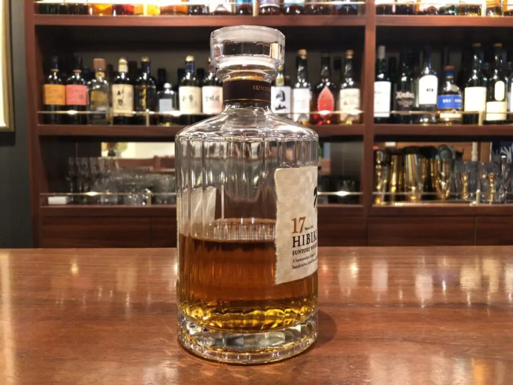 レビュー】響17年 – 特徴や味、定価、どこで買える？ | ジャパニーズ