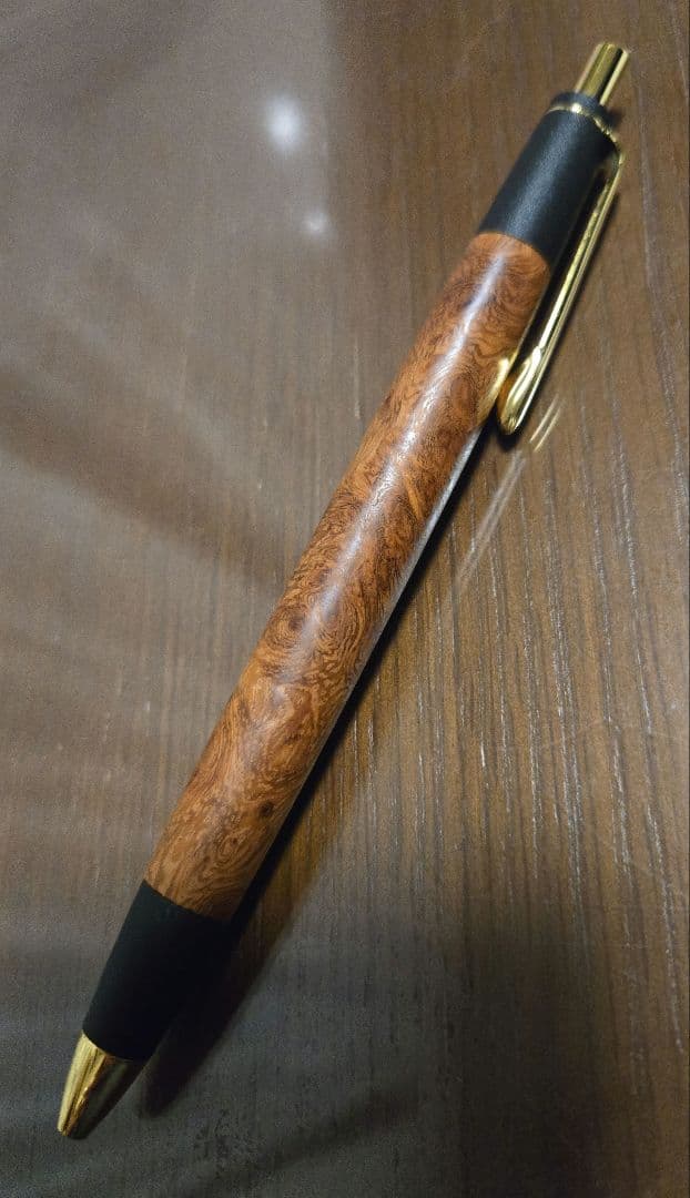 ボナンペン　花梨瘤　ボールペン 花梨瘤紅白(白が少なめ) ボールペン ノック式 - ボナン | minne byGMO