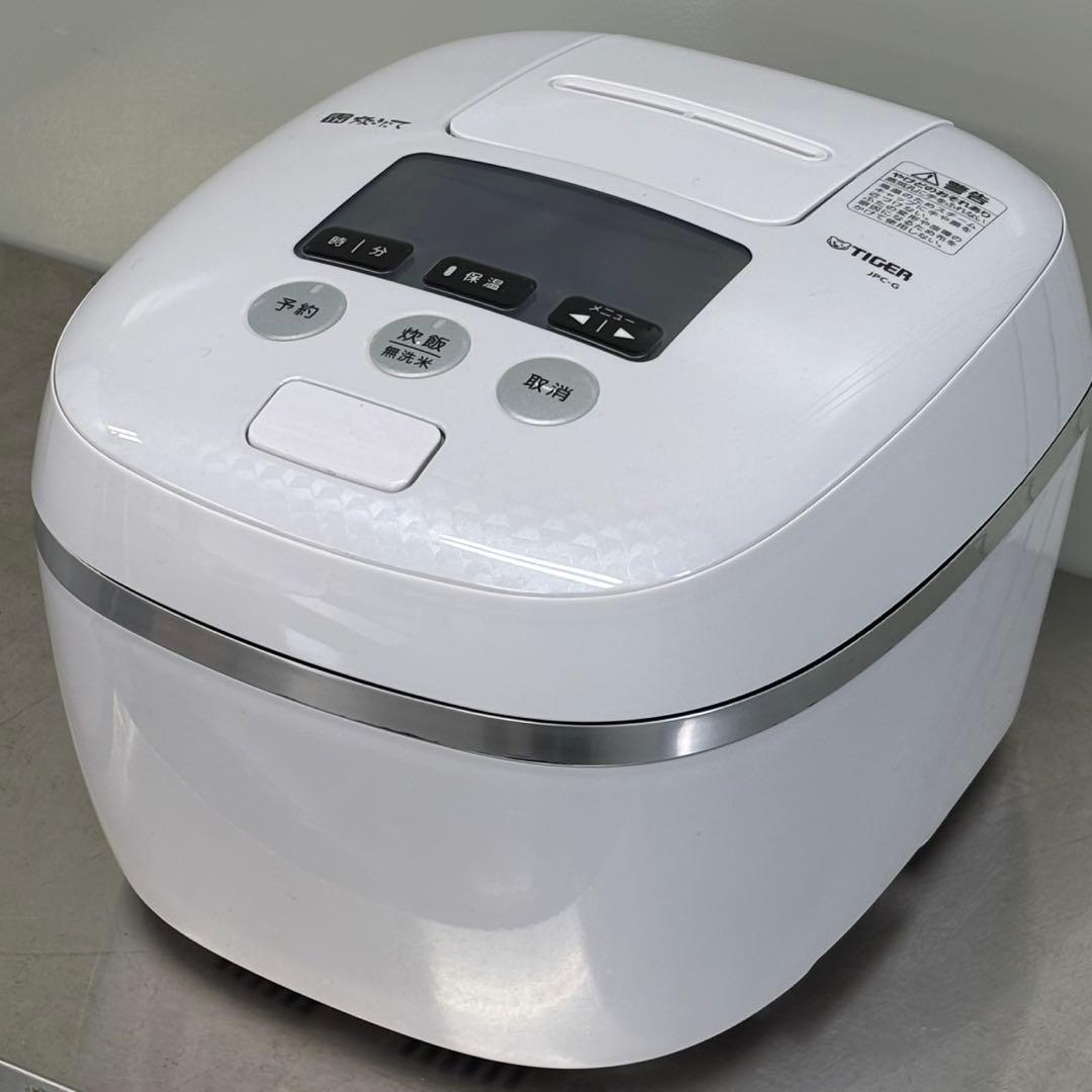 ＊送料込！2021 5.5合TIGER 多機能炊飯器 JPC-G100 ホワイト タイガー魔法瓶 炊きたて JPC-G100-WA [エアリーホワイト] 価格比較